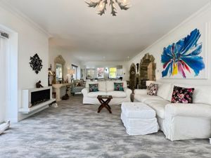 Photo 30- click for photo gallery